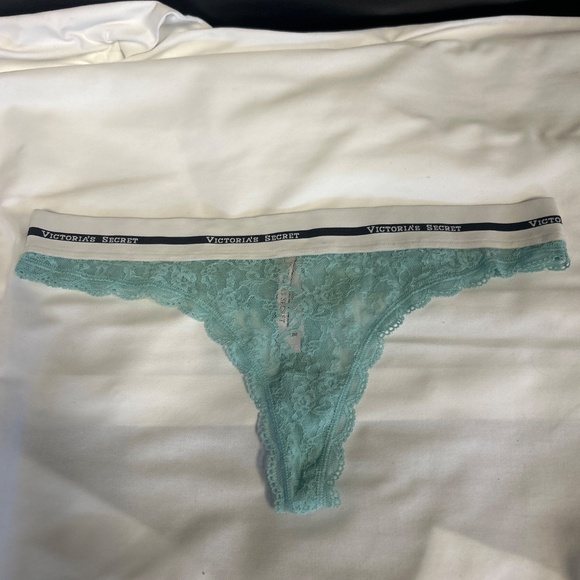 Vintage Victoria’s Secret Thongs - Picture 3 of 7